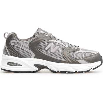 Кроссовки 530