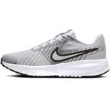 Кроссовки спортивные NIKE RUN DEFY - картинка